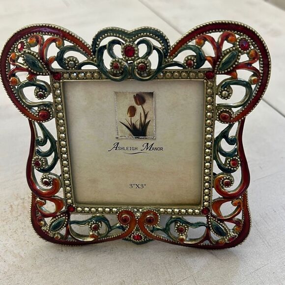 2 Enameled Frames - Picture 2 of 4
